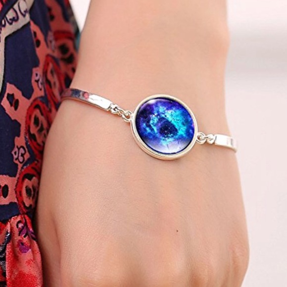 Galaxy Universe Gem Crescent Pendant Set - Picture 3 of 4